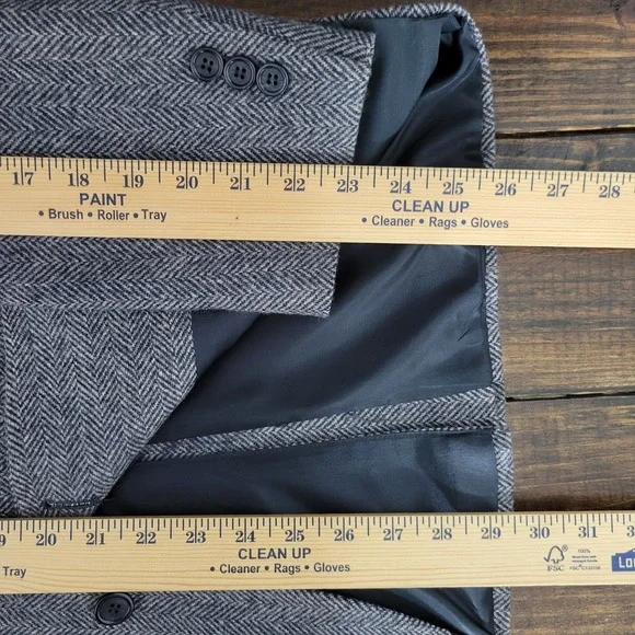 Sterling Hunt Men's Tweed Sport Coat Blazer Grayish Blue Herringbone 38S